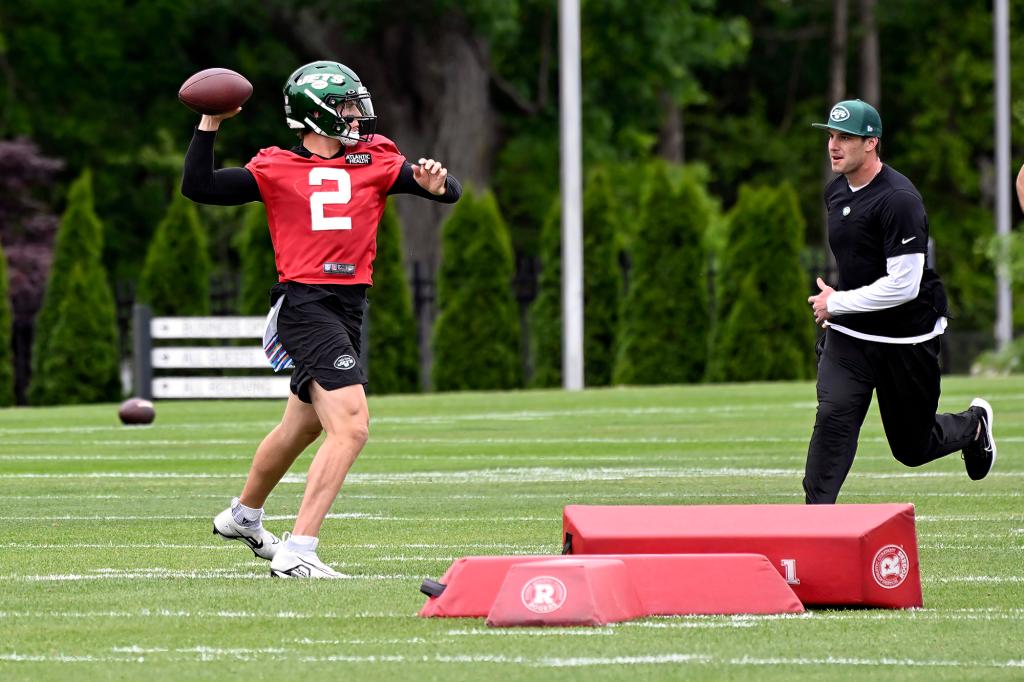 Zach Wilson sees benefits of Jets meal plan: 'He's fat'