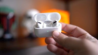 Airpods Pro in case