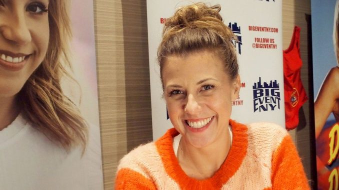Jodie Sweetin, the "Full House" star-turned-activist, was pushed by the LAPD in a pro-choice protest

