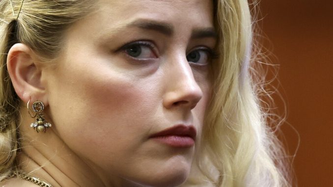 Amber Heard Says Therapist's Notes Made a Difference - Deadline

