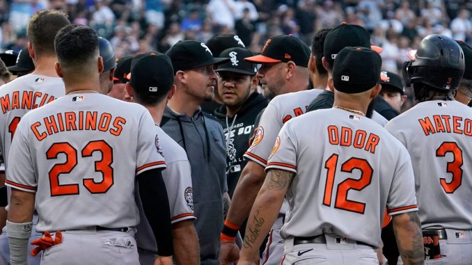 Jorge Mateo, hit by pitch, causes the White Sox Orioles benches to be cleared


