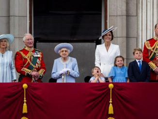 Key moments of the Queen's Platinum Jubilee: Paddington and Prince Louis
