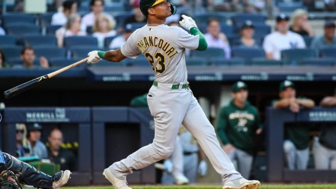 Rays acquires Christian Bethancourt from A's

