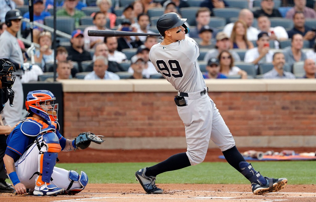 Aaron Judge hits a solo home run in the first inning of the Yankees' loss.