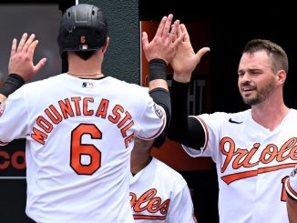 Baltimore Orioles beat the slipping Los Angeles Angels for the first 8-game winning streak in a season since 2005