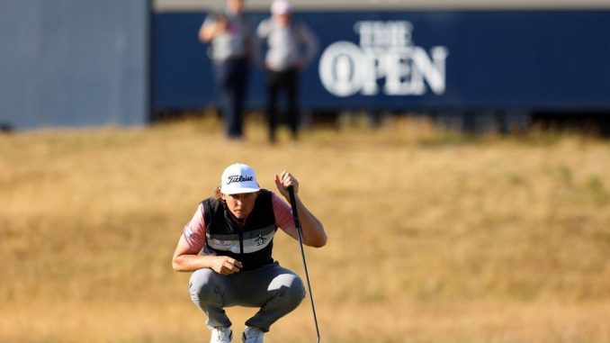 Cameron Smith heads into the weekend with a 2-shot lead in the Open Championship

