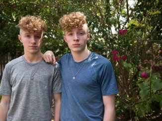 Twins Charlie (left) and Sam at their Texas home in 2020. The brothers were the first to report allegations of misconduct against Jerry Harris.  USA TODAY agreed to withhold their last name because the boys are underage and allegations of abuse.