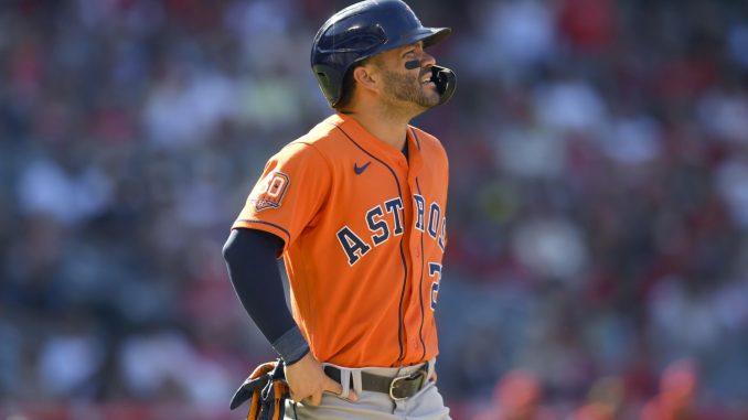 Jose Altuve leaves the game against Angels after being hit by the pitch

