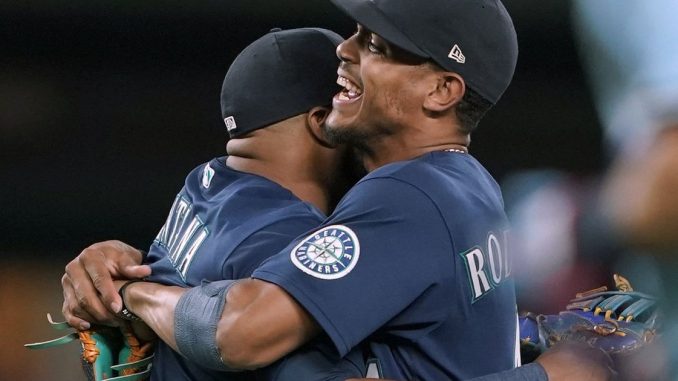 Seattle silences Blue Jays with seventh straight win

