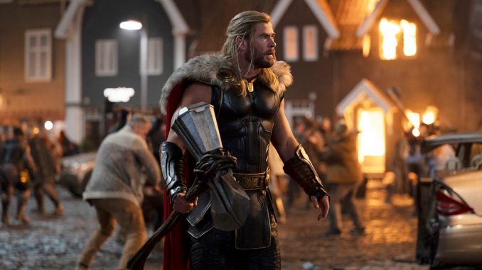 'Thor 4' release in China pending over allegations of LGBTQ censorship - The Hollywood Reporter

