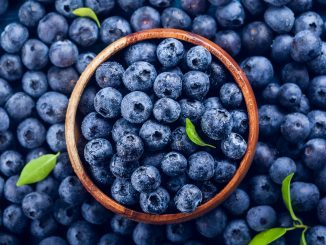 5 Benefits of Blueberries, According to Science