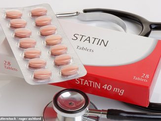 Researchers found that people who took cholesterol-lowering drugs, such as statins, had a 15 percent lower risk of developing AMD than those who didn't take those drugs